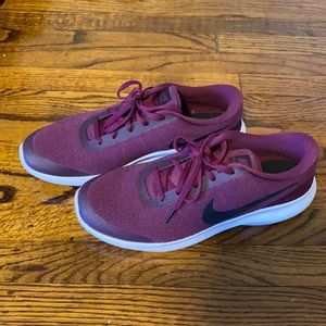 Brand New Men’s Nike Flex Experience Rn. Size US 11. Never worn!